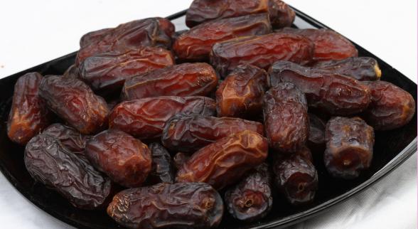 بزرگترین مرکز توزیع خرما پیارم در کشور