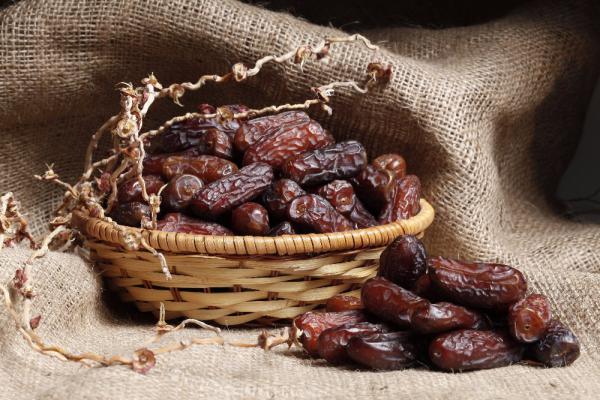 خریدار خرمای پیارم مرغوب صادراتی