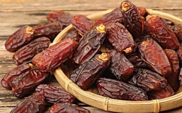 خرید خرما پیارم از توزیع کنندگان برتر