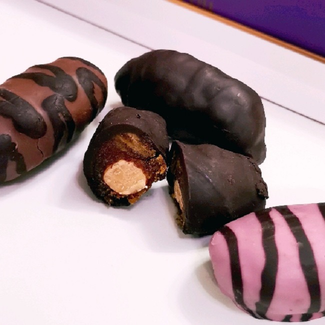 خرید عمده خرما شکلاتی مغزدار تنگسیر