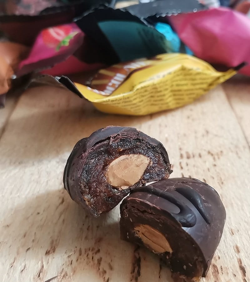 قیمت خرما شکلاتی مغزدار تنگسیر