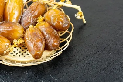 خرید جدیدترین انواع خرمای عسلی