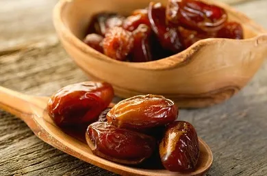 قیمت خرید خرما شاهانی صادراتی + خواص، معایب و مزایا