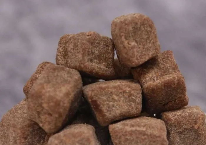 قند خرما کبکاب + قیمت خرید، کاربرد، مصارف و خواص