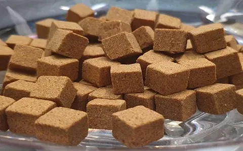 قیمت خرید قند خرمای ارگانیک + خواص، معایب و مزایا