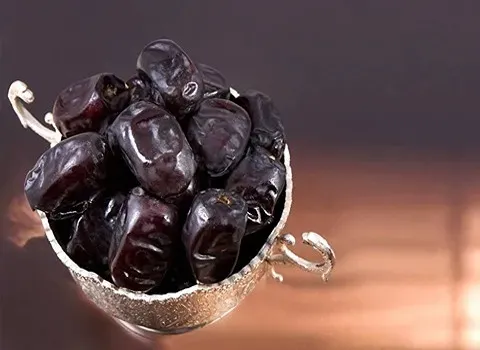 راهنمای خرید خرمای مضافتی اصل + قیمت عالی